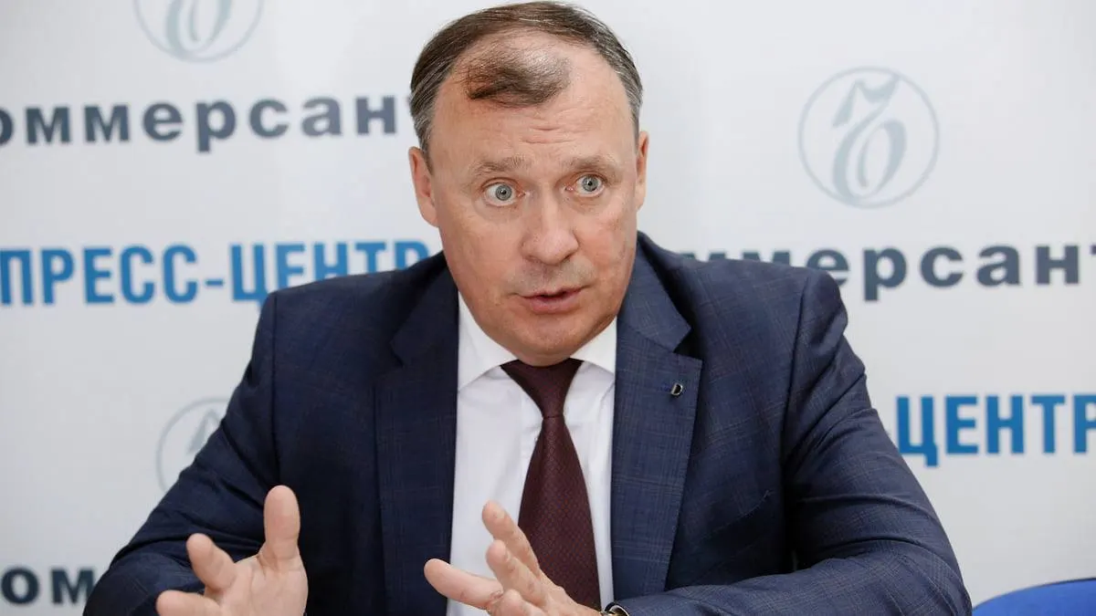 Глава города заявил, что увольнение руководства водоканала не входит в повестку; причины аварий — износ сетей и паводки, а не человеческий фактор.
