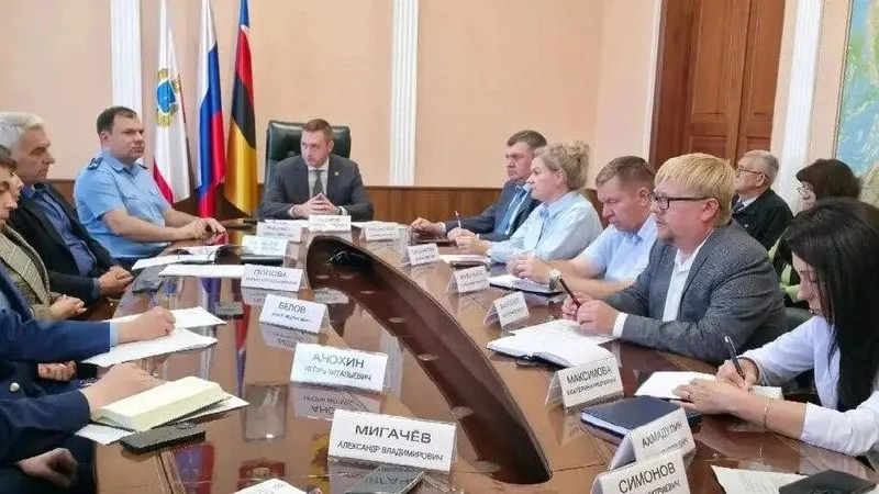 Власти региона намерены создать карту источников запахов и привлечь Ростехнадзор и Гидрометцентр для инвентаризации.