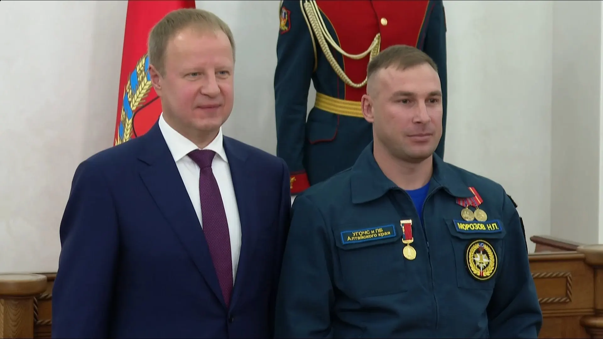За смелые действия во время поисковых работ на озере Никита Морозов награждён медалью «За честь и мужество».