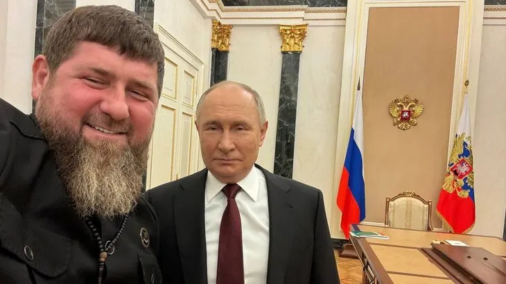 Перед выборами в Чеченской Республике зафиксированы случаи давления на граждан: угрозы ухудшения условий на работе, отчисления и давление в учебных заведениях за неподдержку голосования; правозащитники сообщают о рейдах по домам и контроле за участием.