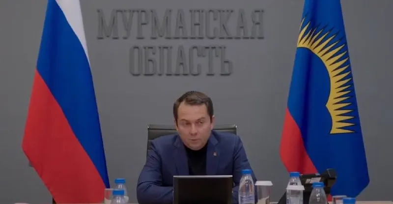 Глава региона подчеркнул необходимость эффективнее управлять новыми больницами и ФАПами, чтобы устранить очереди и неудобства графиков.