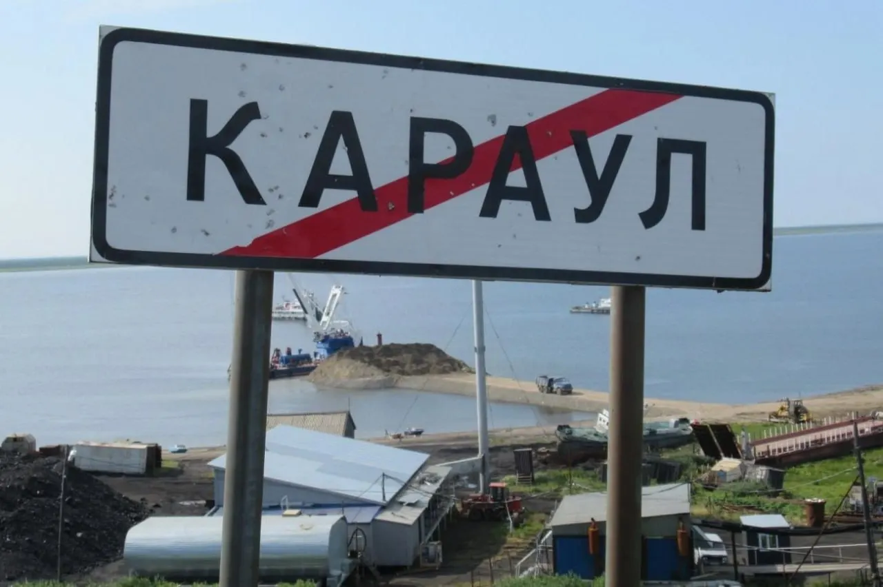 Заведующий естественнонаучным отделом Красноярского краеведческого музея провёл почти месяц в экспедиции за полярным кругом: шторм на Енисее, общение с ненцами и наблюдение за редкими птицами.