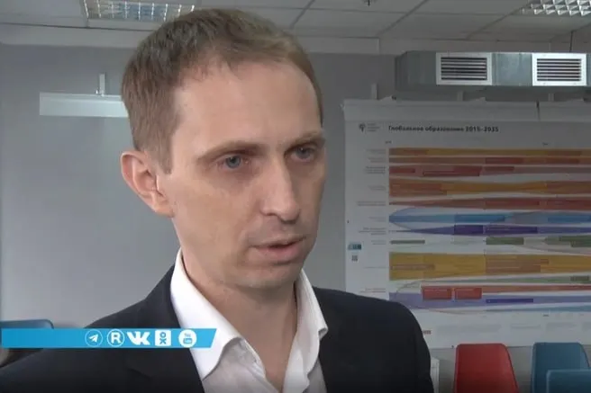По делу о взяточничестве, в котором задействованы чиновница мэрии Анна Елисеева и ещё 11 должностных лиц и бизнесменов, материалы переданы в суд; рассмотрение приостановлено из-за этапирования обвиняемых в Краснодар.