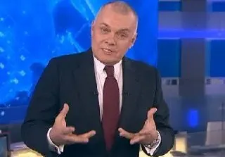 Кадровые изменения коснулись состава пропагандистской передачи: новый ведущий привёл свою команду, старые сотрудники оказались вне проекта.