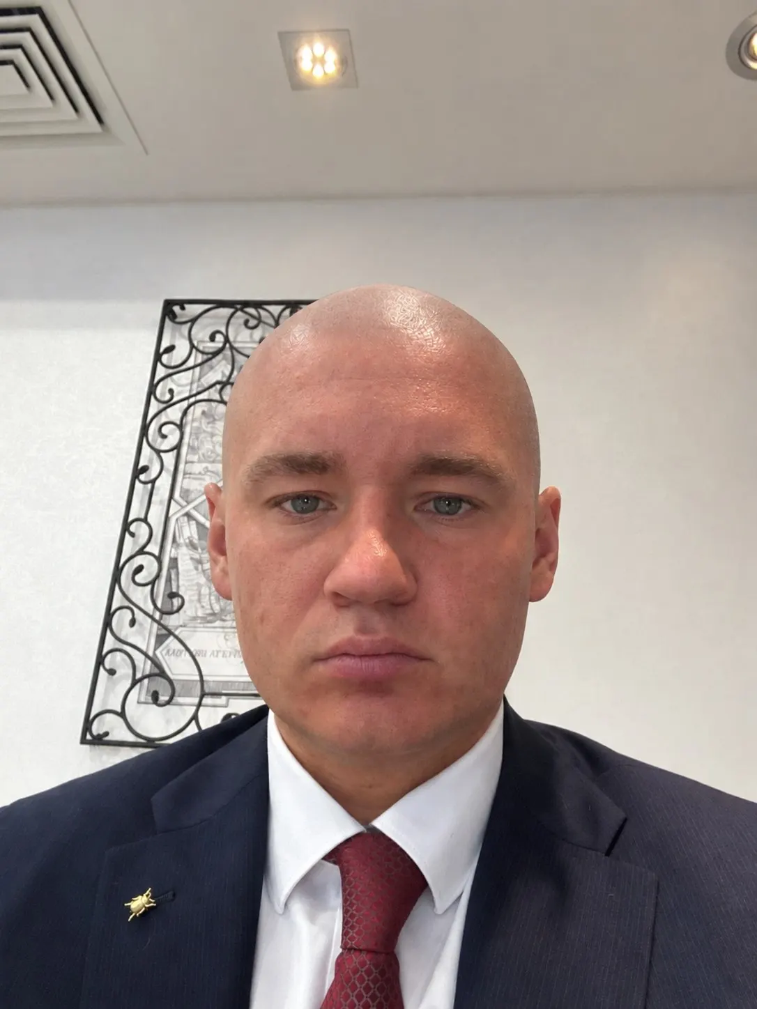 Иван Барсов заявил о завершении политической карьеры и смене образа после поражения на выборах в думу города и ХМАО.