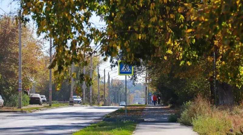 Город Бийск объявляет начало отопительного сезона с 29 сентября; подачу тепла организуют по мере готовности сетей и объектов инфраструктуры.