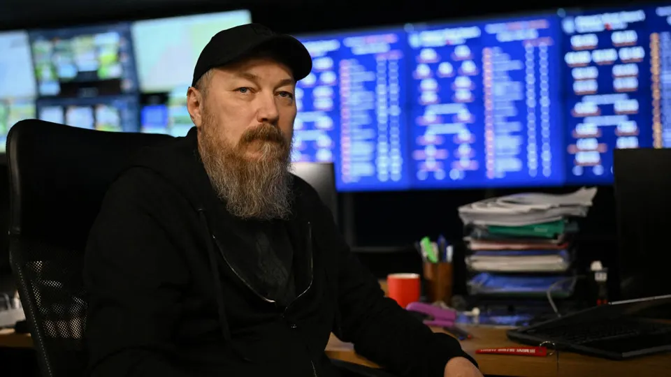 Неофициальная выплата вознаграждения за данные о местонахождении командующего Сил беспилотников и обзор деятельности подразделения под руководством фигуранта.