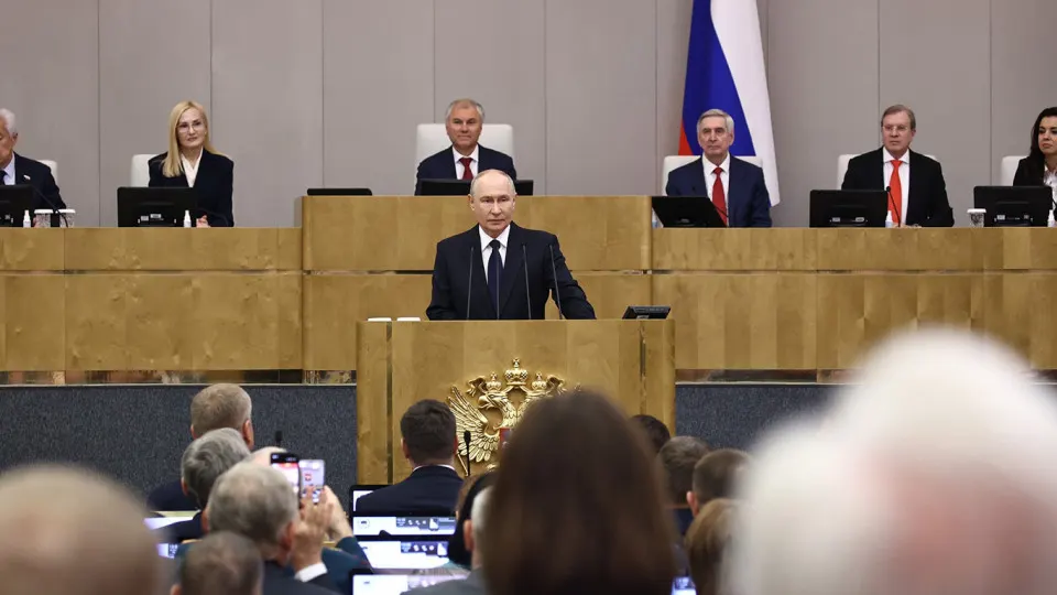 Президент назвал 30 сентября днем воссоединения новых регионов и символом единства россиян, подчеркнув важность поддержки защитников Родины и исторического единства.