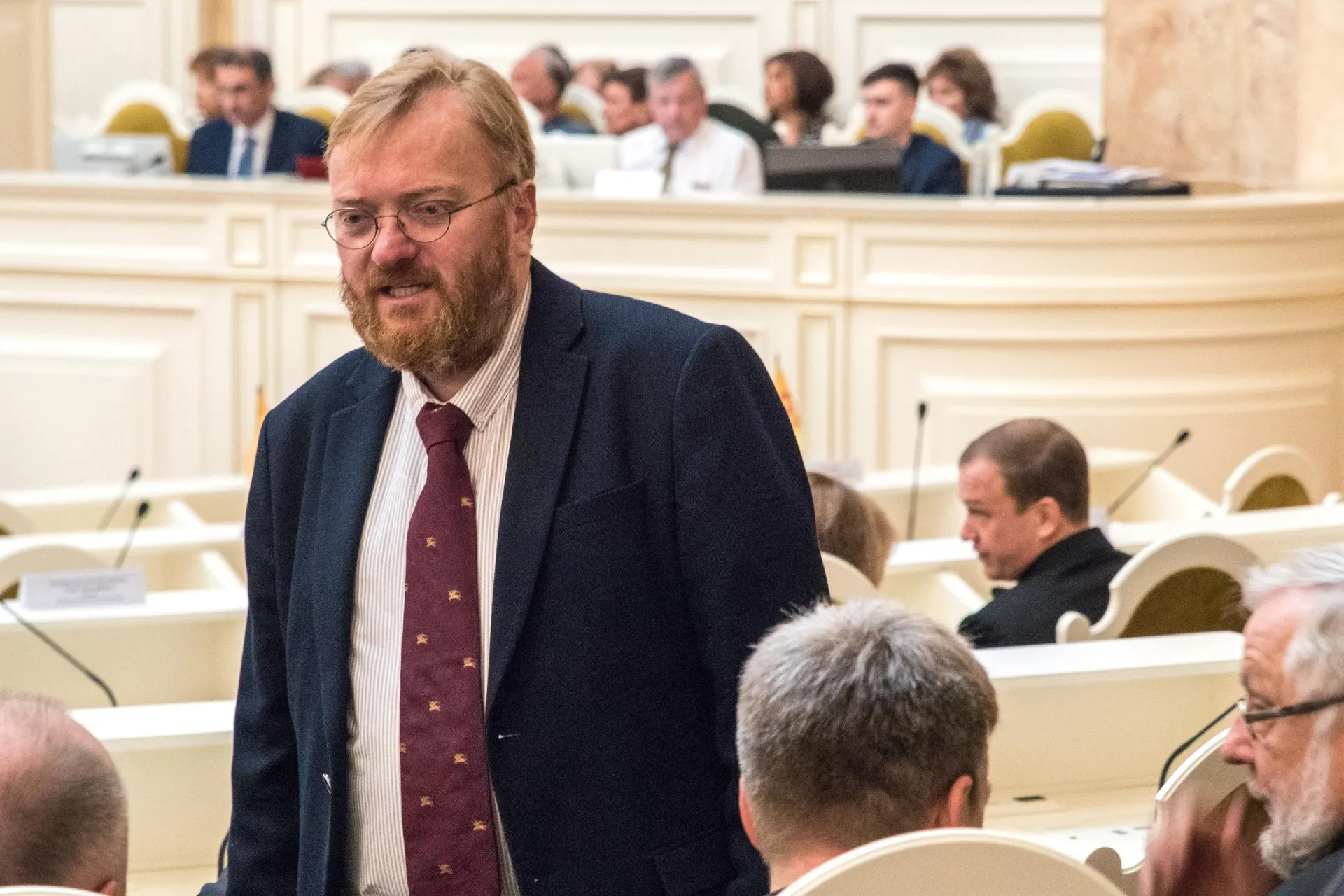 Депутат раскритиковал культ потребления в стране и сделал резкое заявление в адрес оппонников.