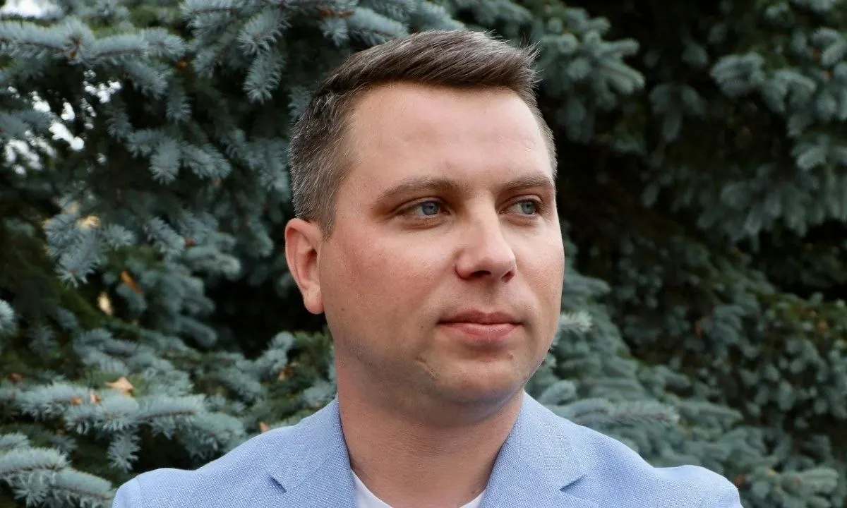 Увольнение по собственному желанию и депутатский мандат в Петрозаводском городском совете.