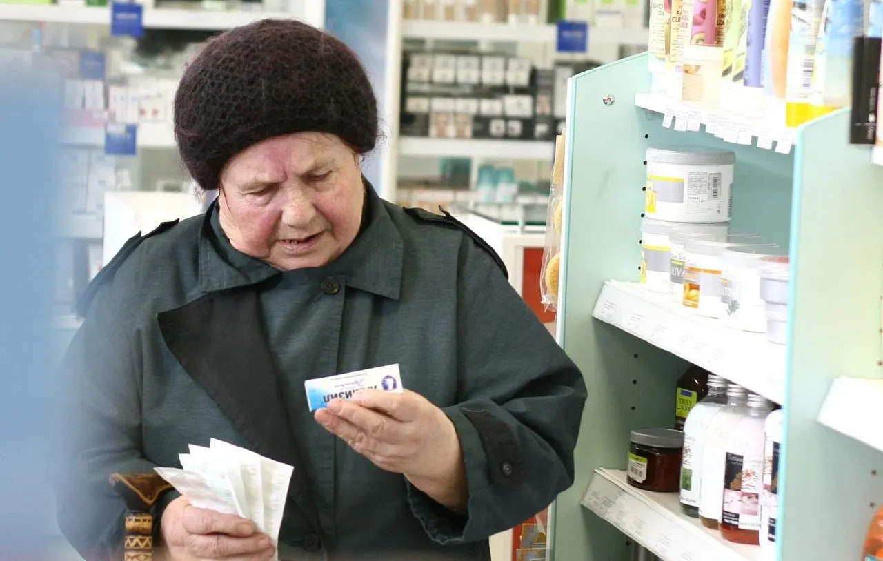 По данным исследования страхового брокера, лишь треть граждан покупают полный набор выписанных препаратов; многие обходятся минимально необходимым, около 10% прекращают лечение.