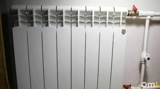 Отопительный сезон набирает обороты: тепло уже подано в Омске и ряде районов — запуск запланирован в других муниципалитетах.