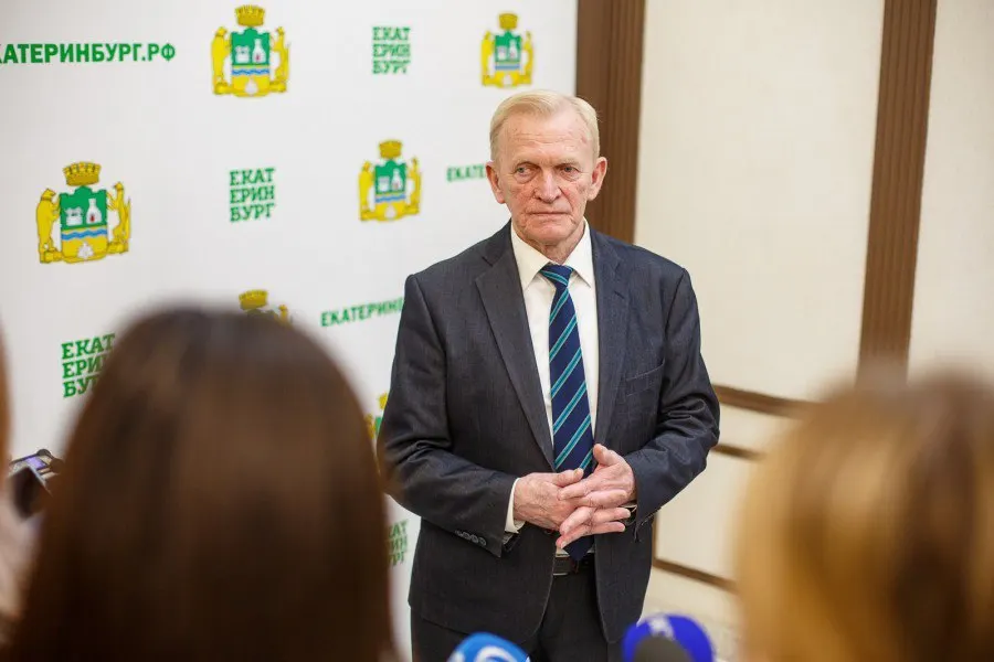 Память об ушедшем почётном гражданине Екатеринбурга и ведущем эпидемиологе Александре Харитонове.