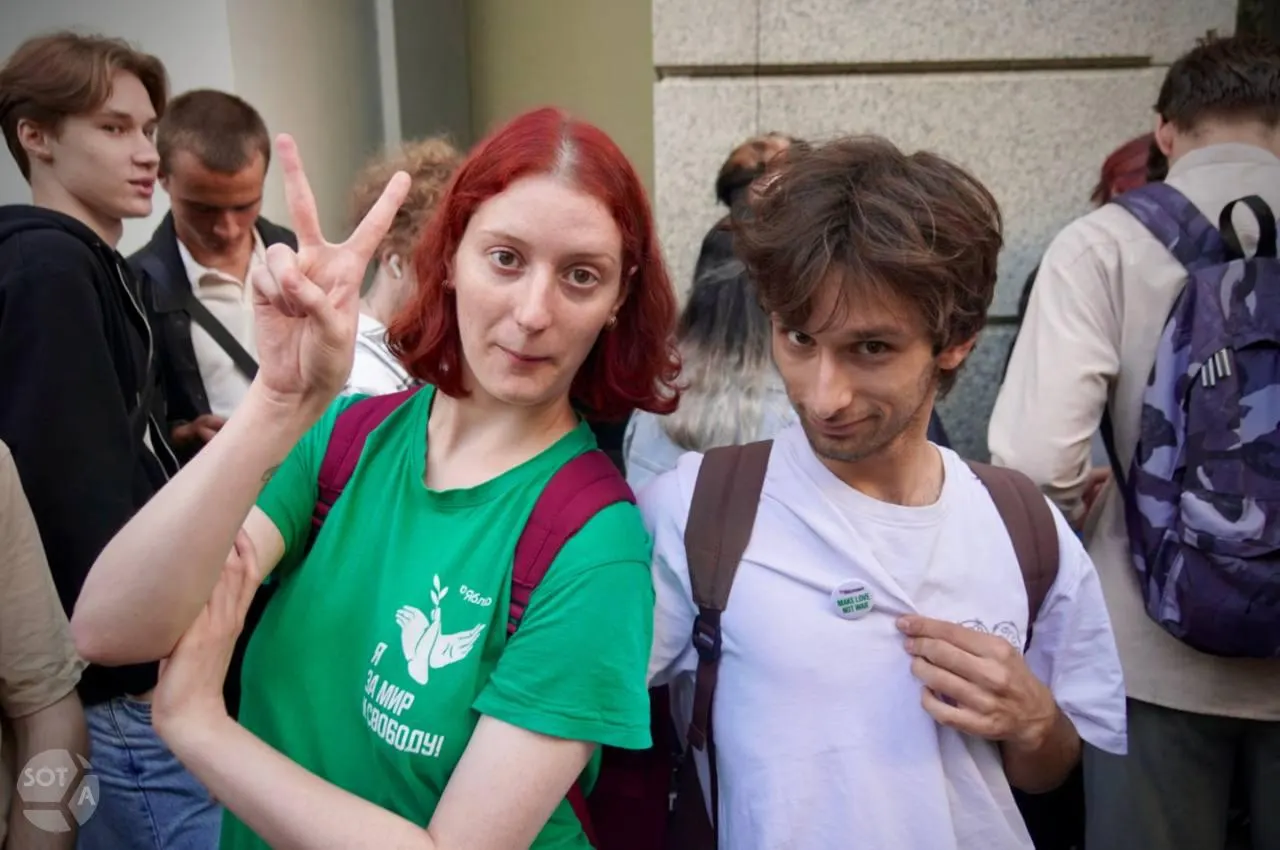 После арестов двое активистов уехали в Грузию; они заявляют, что это не эмиграция.