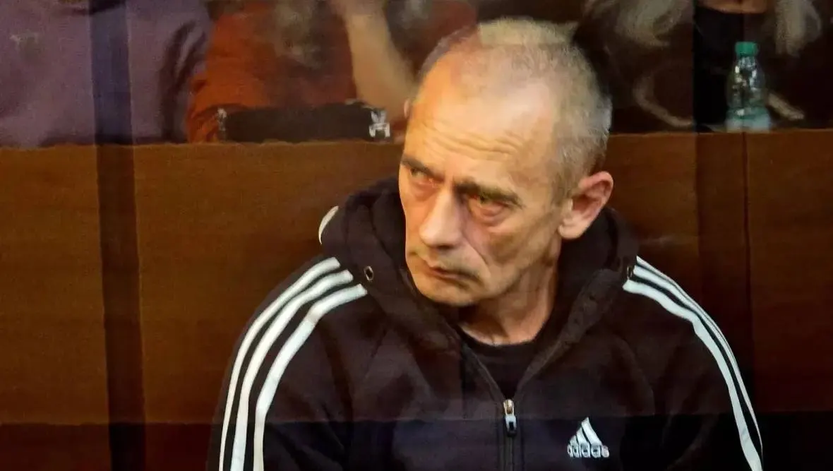 Виталий Манишин подал жалобу; дата слушания пока не назначена. Ранее его признали виновным в 11 убийствах, совершённых в 1989–2000 годах.