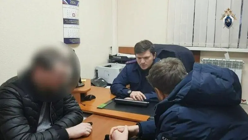 Экс-чиновника признали виновным в мошенничестве и назначили штраф в размере 300 тысяч рублей.