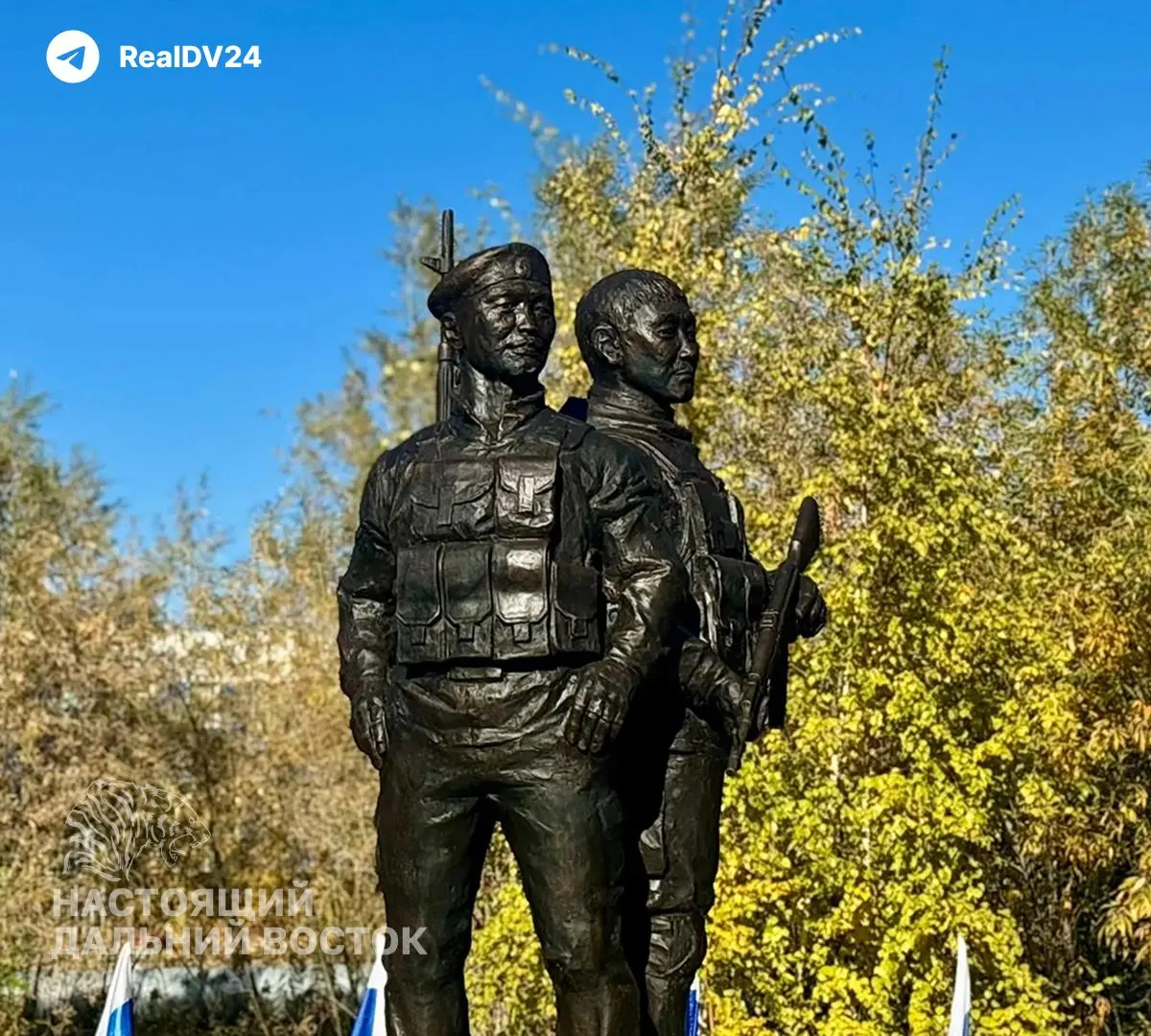 Памятник репрессированным полякам и литовцам в Якутске заменили памятником погибшим участникам СВО; изменение символики отражает государственную политику памяти.