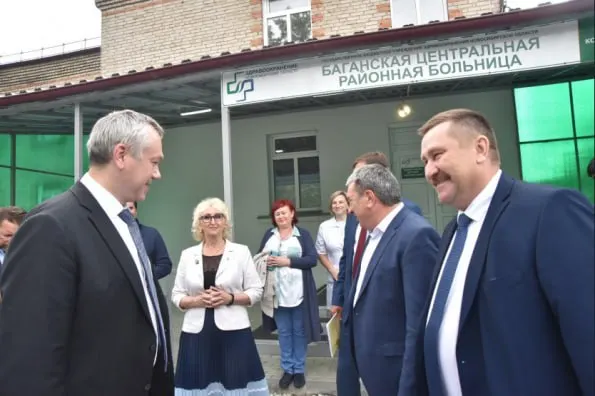 Кадровый дефицит медиков в районной системе здравоохранения и вопросы государственной поддержки становятся темой политической дискуссии на фоне выборов.