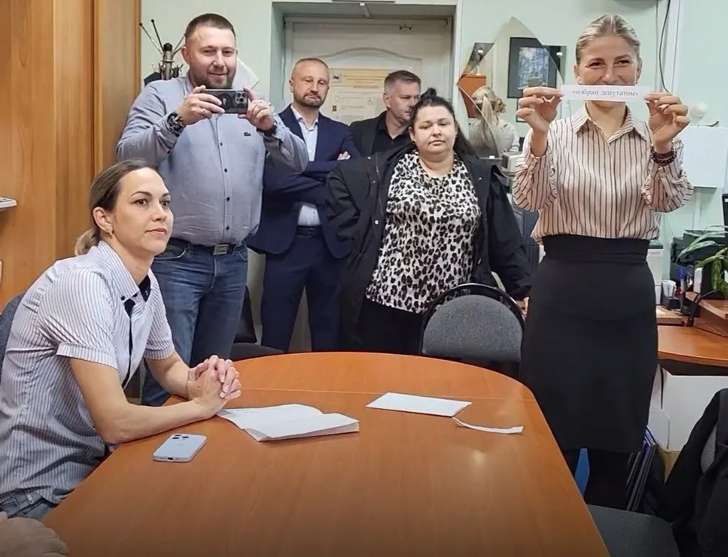 На округе №7 Иркутской области два кандидата набрали по 273 голоса; победитель определён путём жеребьёвки.