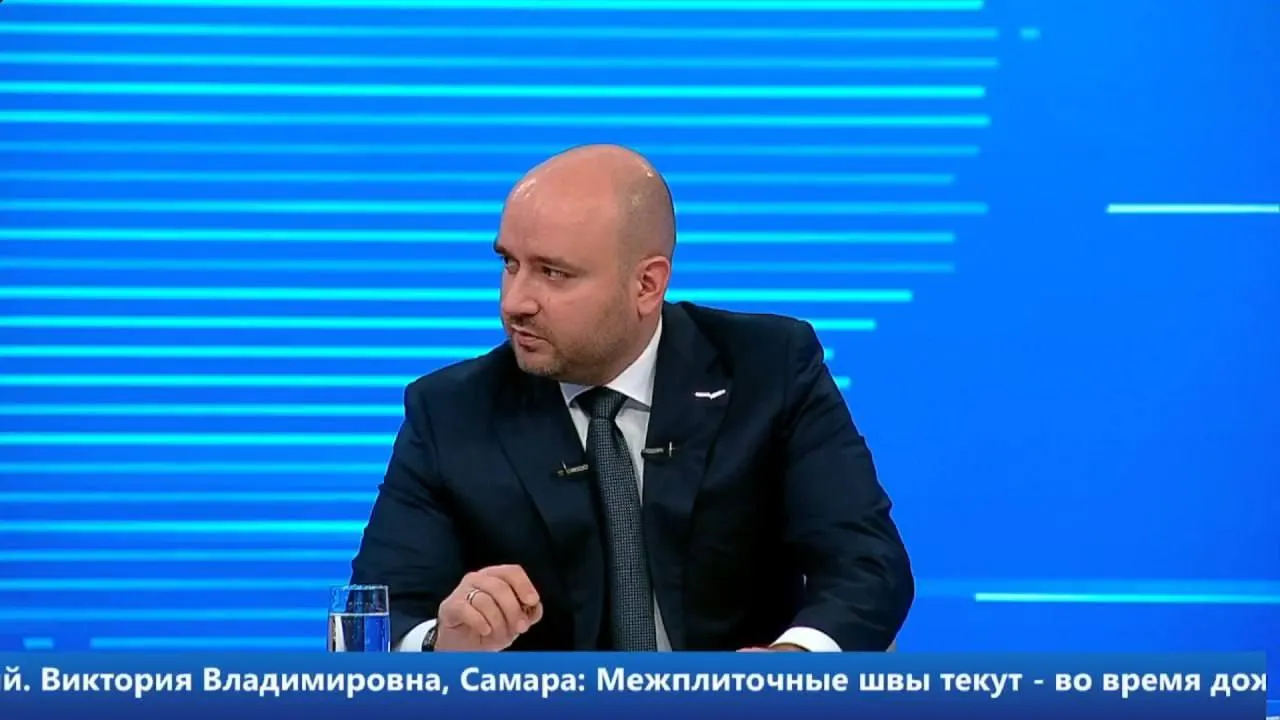 Всего поступило 4450 обращений жителей региона; оставшиеся вопросы передадут профильным министерствам. Более подробные ответы — на сайте.