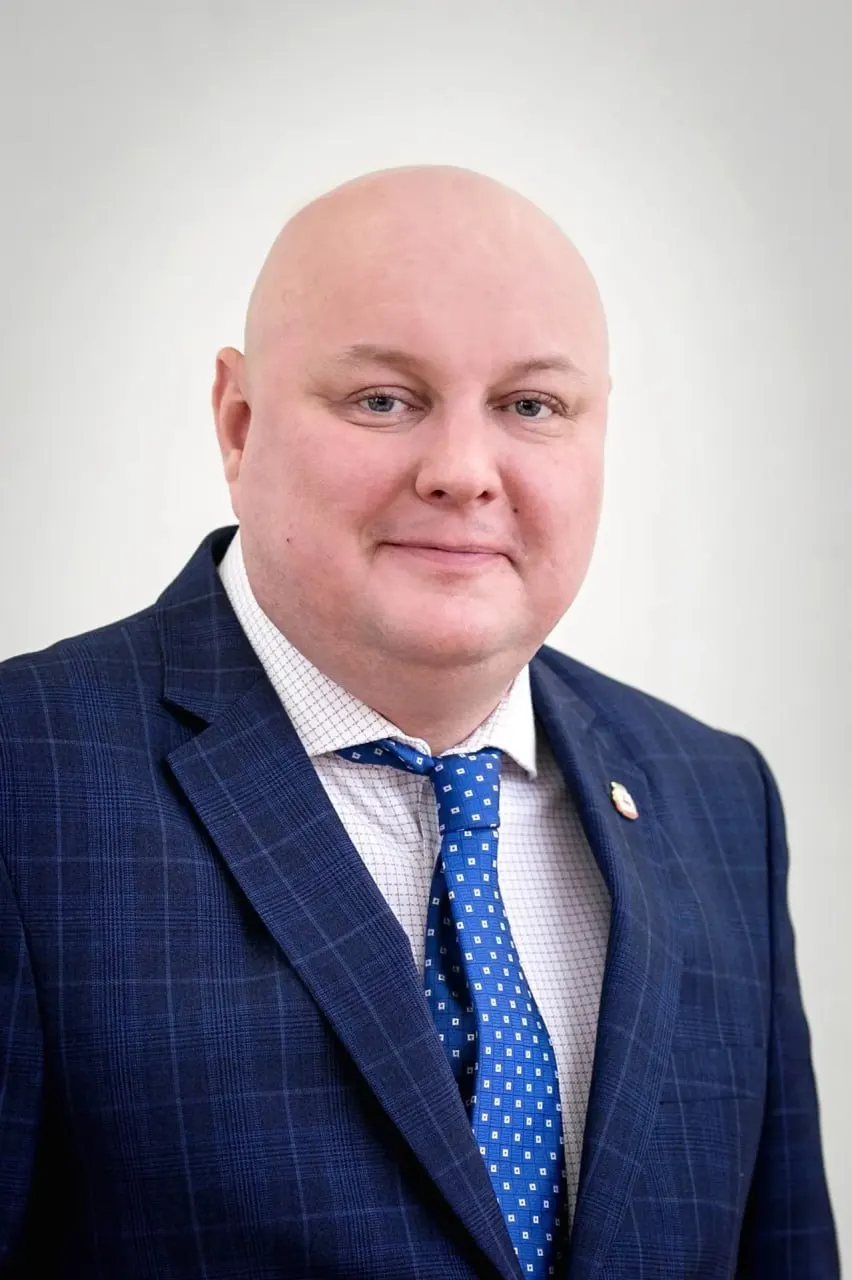 После временного ухода ради участия в региональных выборах Михаил Шатилов вернется к руководству Приокским районом. По словам мэра Нижнего Новгорода, обсуждались варианты сотрудничества и возможность повторного назначения.
