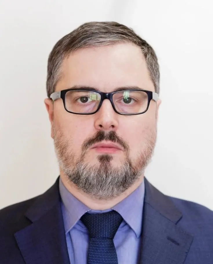 Новый зампред региона курирует строительство и инфраструктуру, включая сферу ЖКХ.