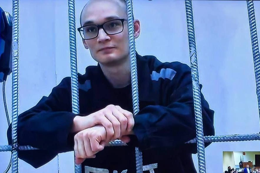 Защитница политзаключенного подала запрос на медицинское обследование и участие в заседании, однако медосмотр не подтвердил подозрения об отравлении.