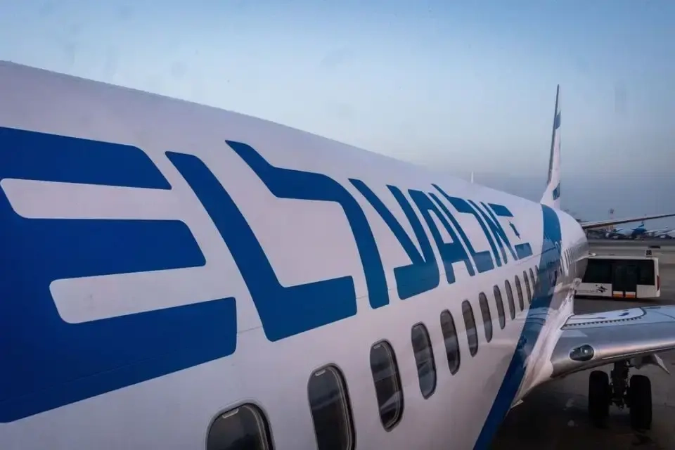 El Al рассматривала маршрут как альтернативу полетам в Москву, но власти отказались открыть прямые перелёты между двумя городами.
