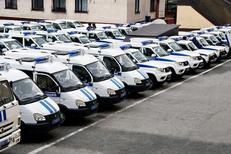 Суд Москвы арестовал руководителя подразделения, отвечающего за хозяйственное обеспечение в регионе, по обвинению в особо крупной растрате топлива, предназначенного для служебного автопарка.