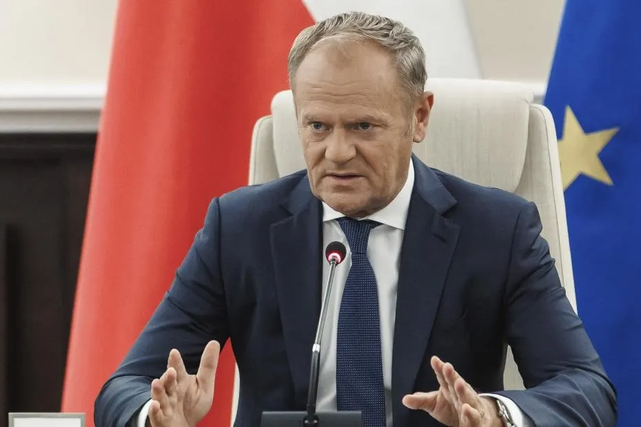 Премьер-министр Польши Дональд Туск заявил, что Россия может наносить удары по странам, поддерживающим Украину, включая Польшу, и предупредил о критической фазе конфликта и возможной эскалации в регионе.