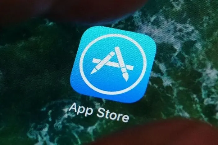20–21 сентября в России зафиксированы жалобы на доступ к App Store и локальные перебои в интернете на фоне выборов и кибератак.