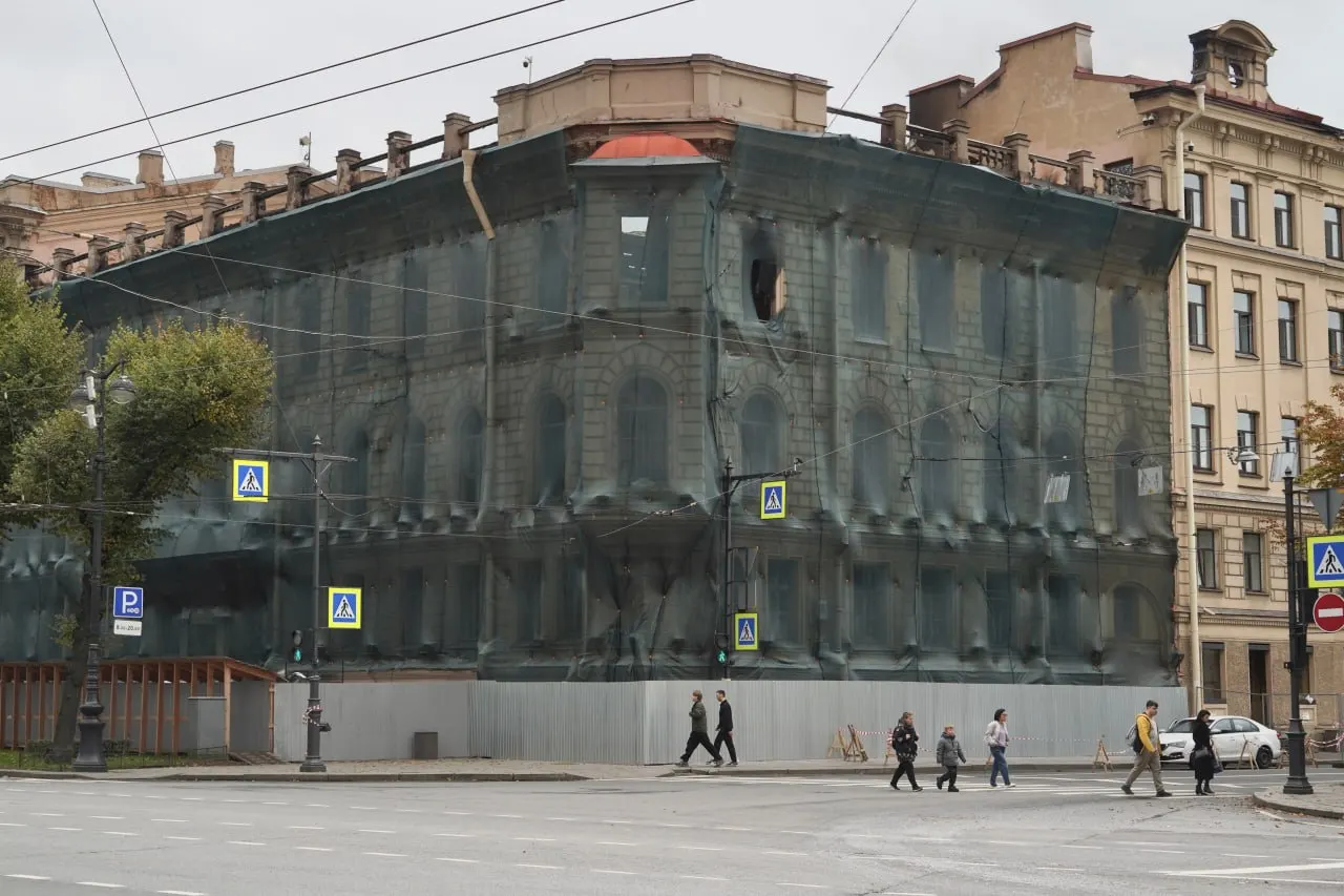 После возгорания здание на улице Якубовича охраняют, ведутся работы по консервации и планируется реставрация как регионального памятника.