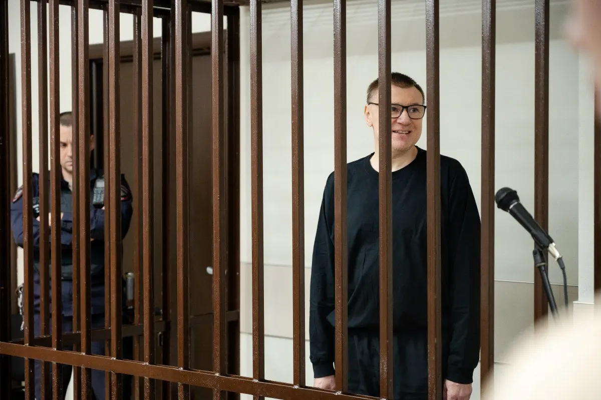 Следствие предъявило обвинение Антону Долгих в угрозах сотруднику ФСИН и нападении на него; ранее он содержался в СИЗО по делу о взятке и злоупотреблении полномочиями.