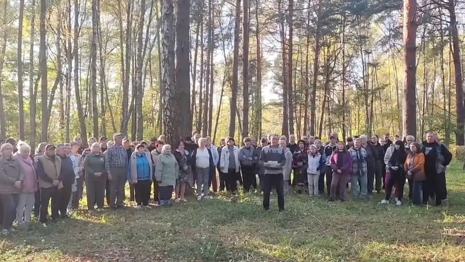 Около 250 человек из Донецкой, Луганской, Харьковской и Курской областей просят остановить принудительное выселение и обеспечить жилье, медицинские услуги и выплаты после переноса сроков выселения.