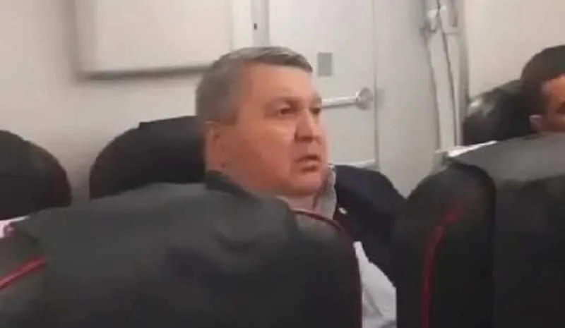 Адам Ислуев получил 9 лет колонии за мошенничество на 1,5 млн рублей, обещая повлиять на решения о призыве на войну с Украиной и вернуть людей с фронта, хотя не имел реальных полномочий.