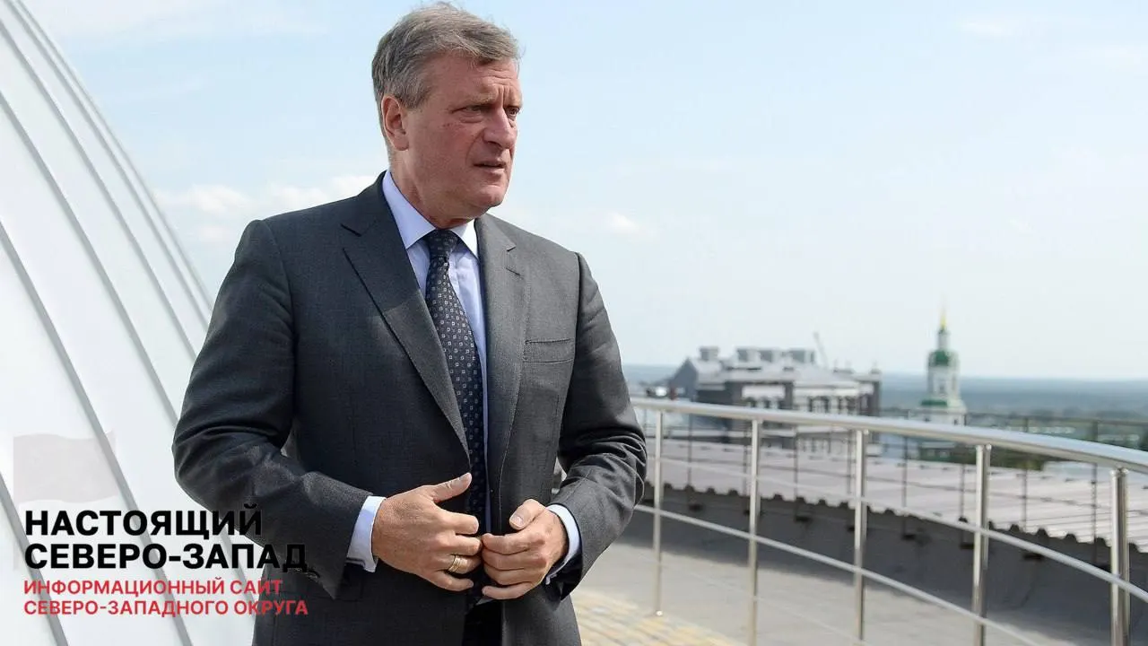 Разбирательство затрагивает крупных должностных лиц и контракты крупного парка, связанного с госфинансированием.