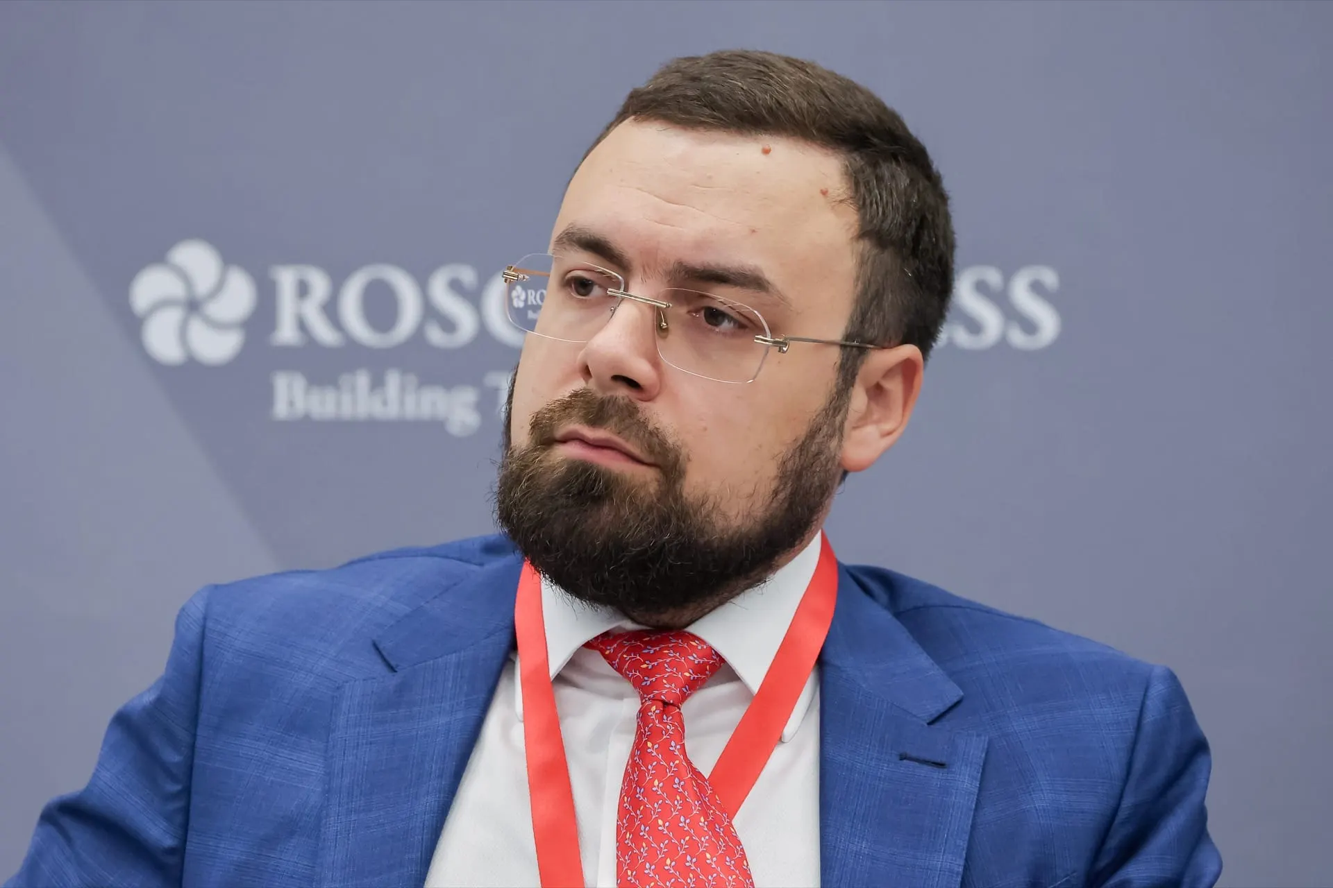 Депутат от партии «Новые люди» Илья Горбашев намерен сложить мандат — третий уход после выборов; место, по предварительным данным, может перейти к кандидату из другой региональной группы.
