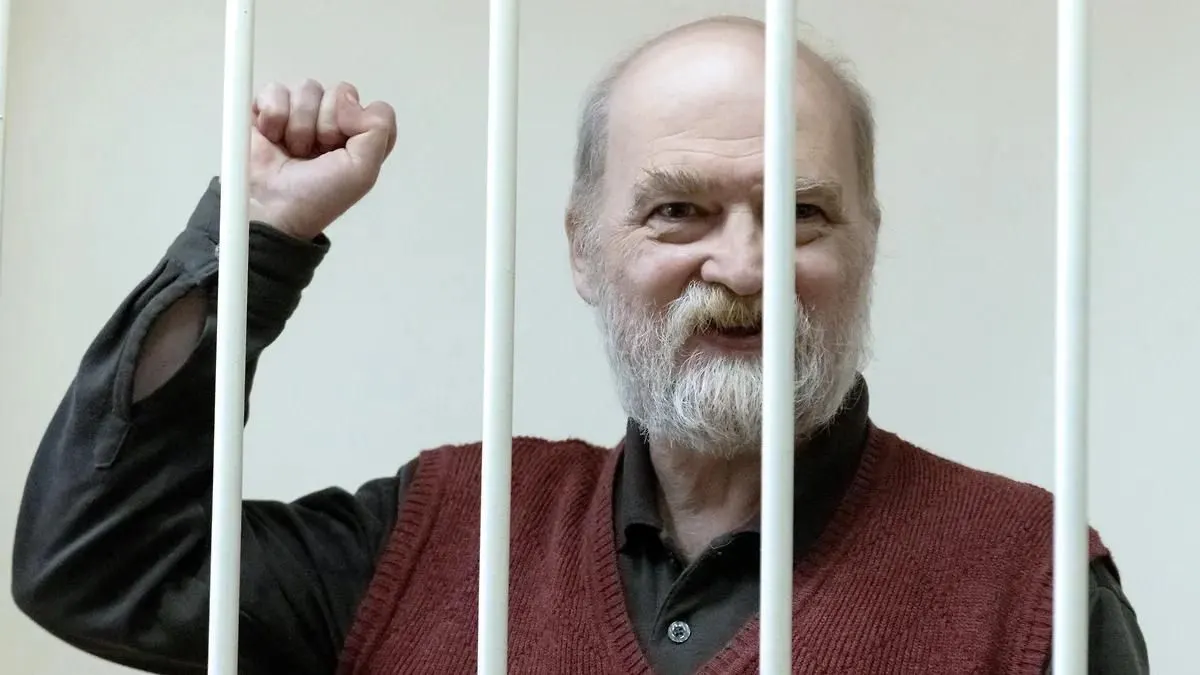 Известный историк и диссидент Александр Скобов отказался участвовать в обмене заключённых и выступил против условий, предполагающих ослабление санкций.