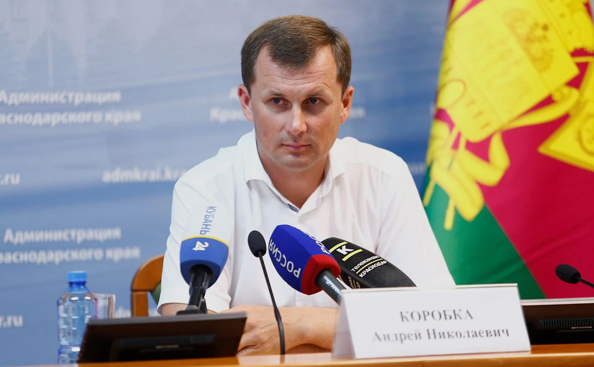 Ему заменили меру пресечения на подписку о невыезде; за полгода в СИЗО следственные действия были ограничены: обвинение предъявлено, проведены лишь очная ставка и два допроса.