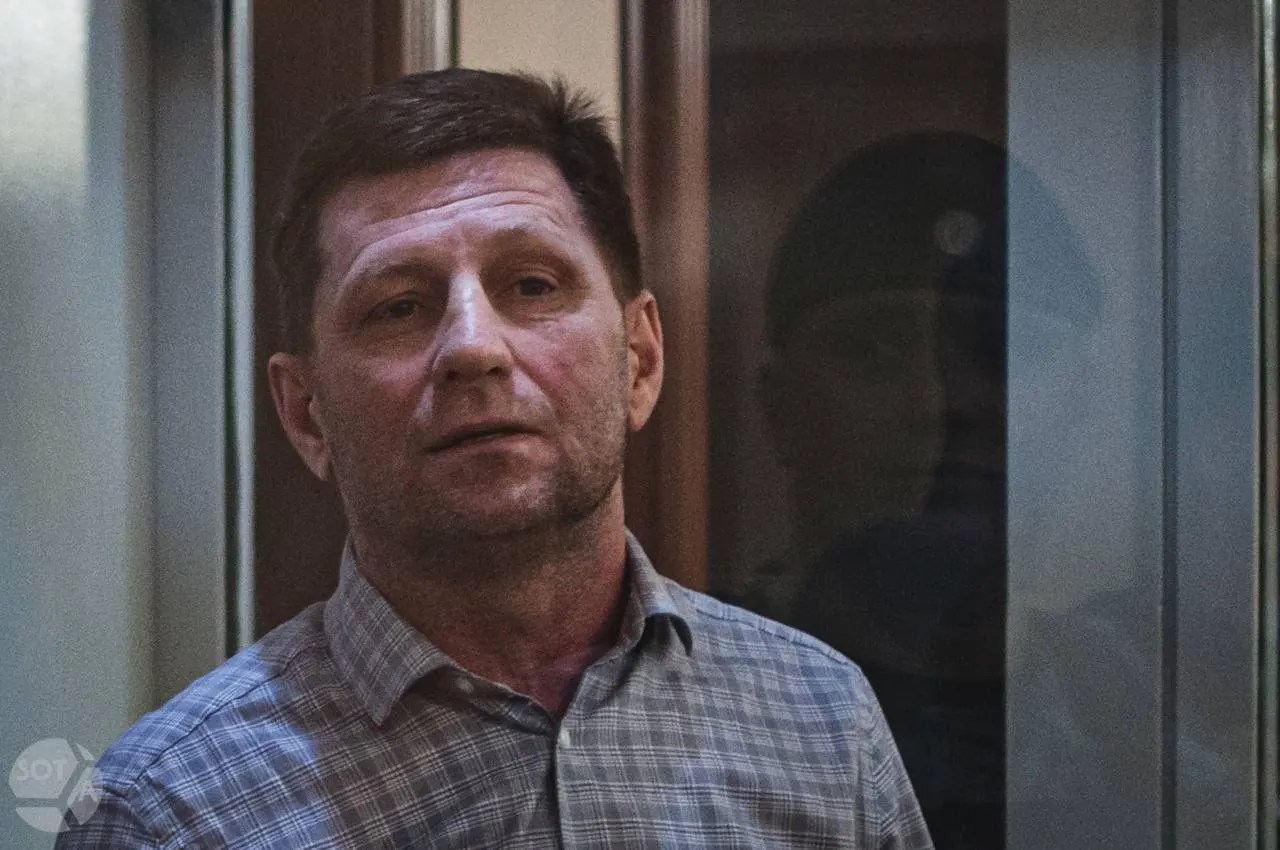 После переноса слушания по делу бывшего губернатора Фургала стало известно, что участникам не предоставили полный пакет материалов, а аудиопротокол не содержал дат.