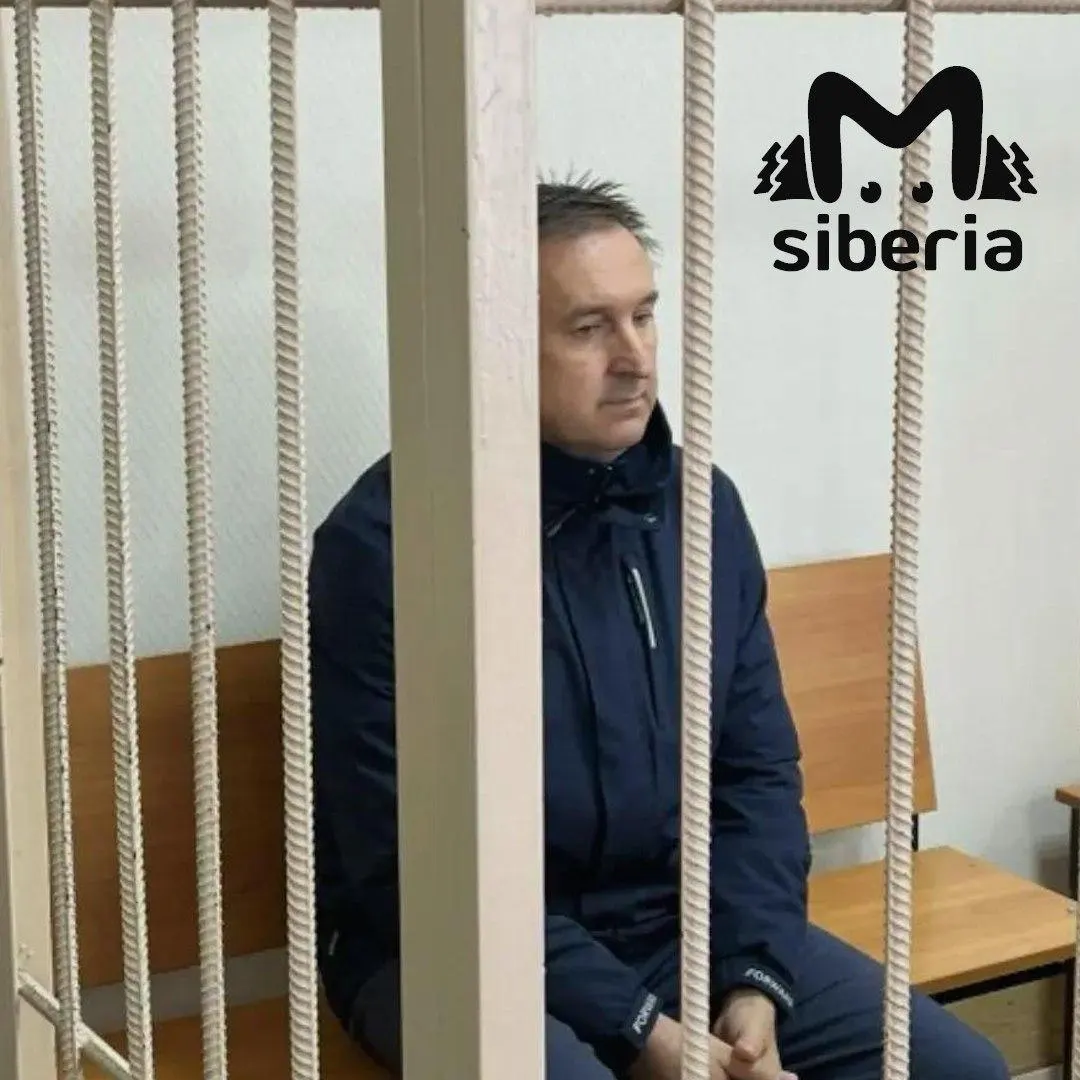 Бывшего руководителя Колыванского района подозревают в мошенничестве: по версии следствия, недвижимость приобретали за бюджетные средства по поддельным документам, а разницу присвоили.