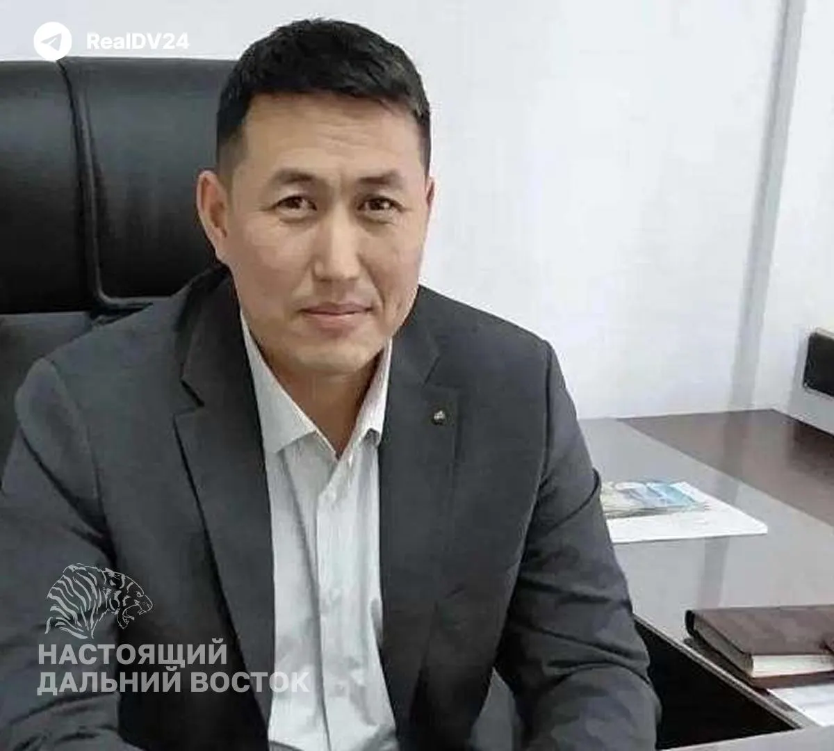 В Бурятии временно исполнять обязанности главы Баунтовского района будет Валерий Галсанов — мобилизованный офицер с опытом работы в судебной системе. Назначение подписал глава республики.