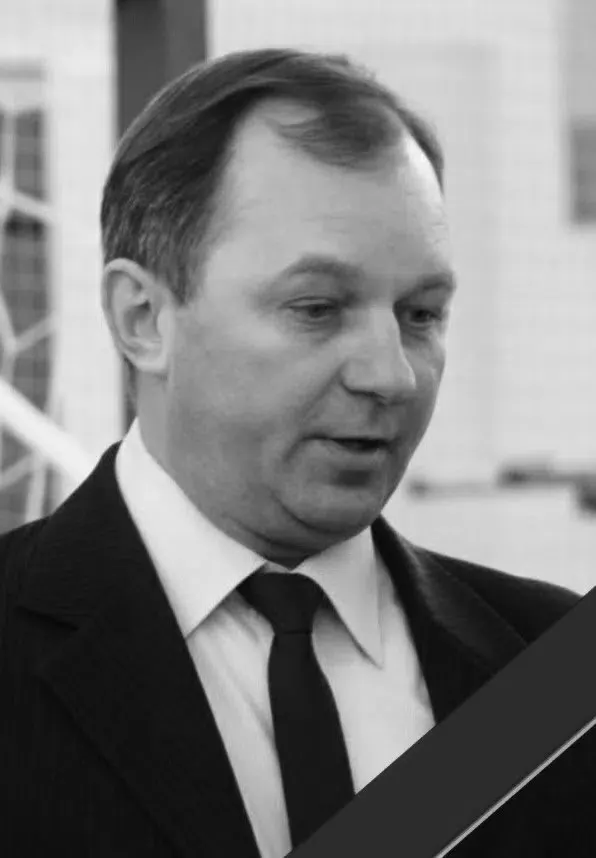 Тренер Сергей Тюленев посвятил жизнь воспитанию молодых атлетов; прощальные мероприятия пройдут 30 октября. Отпевание состоится в храме на территории больницы имени Н. В. Соловьёва.