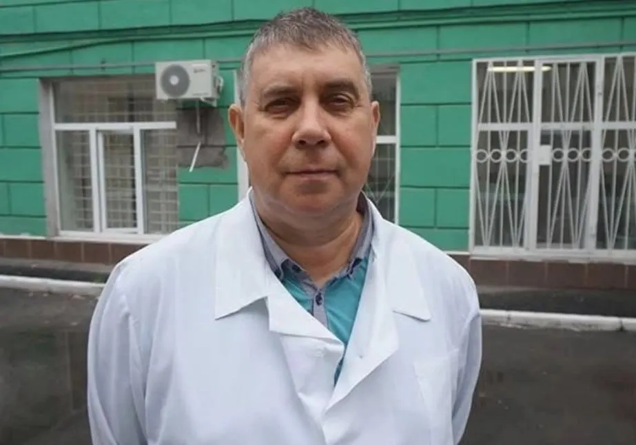 Дело о мошенничестве и взятке в отношении бывшего руководителя психбольницы прекращено судом.