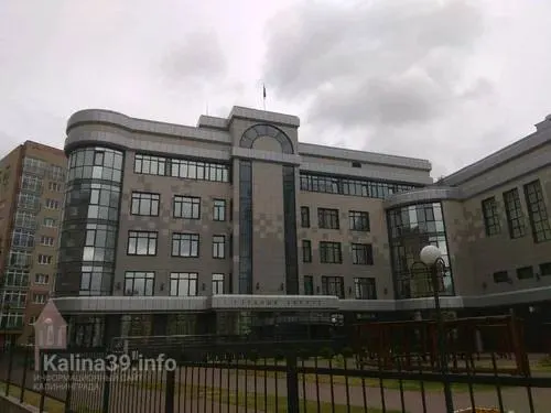 Правительство региона заключило контракт на обучение 79 госслужащих стресс-менеджменту, публичным выступлениям и работе с документацией; общая сумма — 800 тыс. руб.