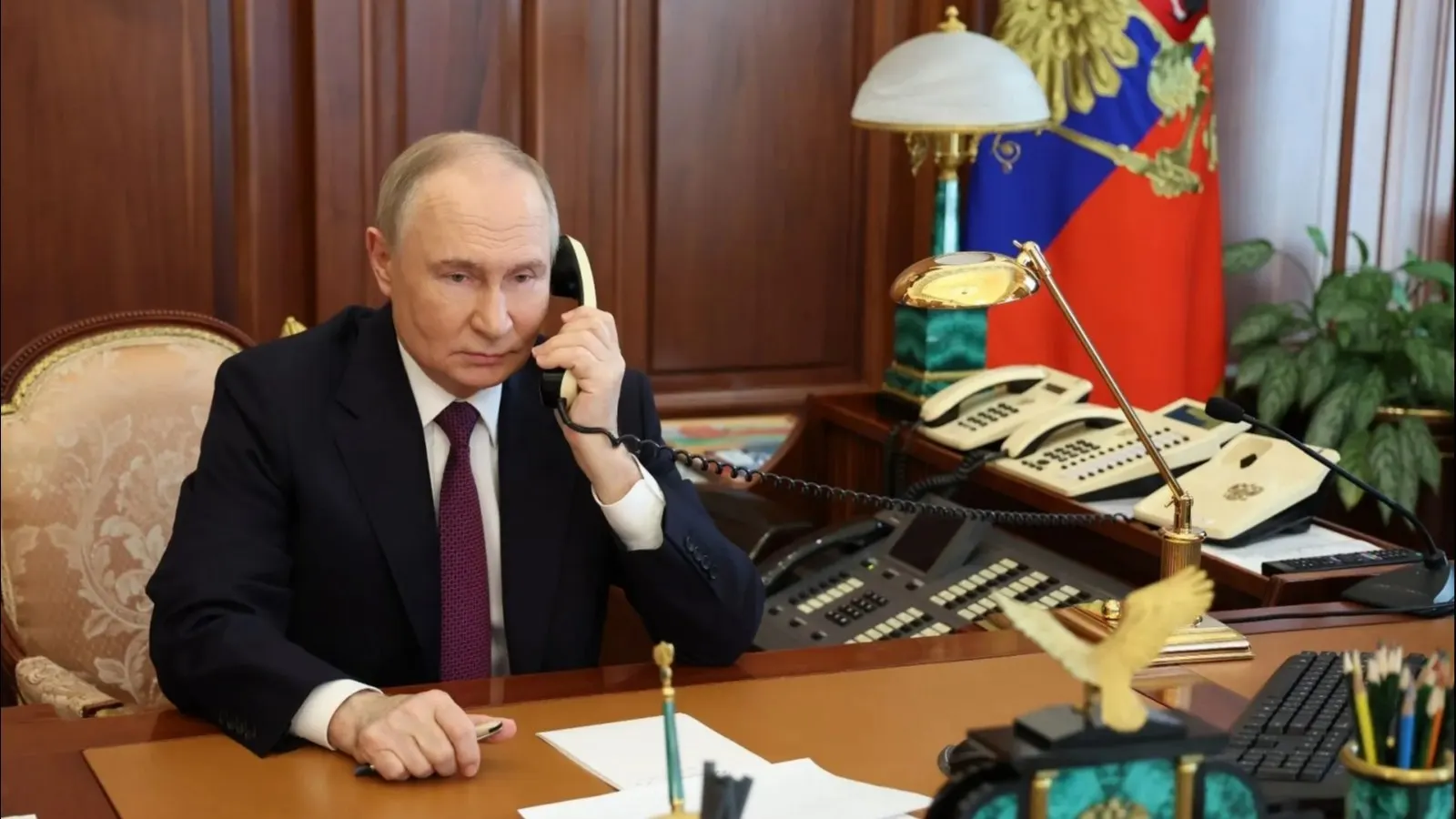 Российский лидер поздравил ФосАгро с юбилеем и отметил безупречную деловую репутацию компании.