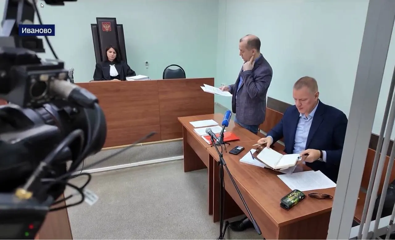 Следственный комитет потребовал представить доклад по уголовному делу журналиста; расследование касается попыток возбуждать дела против сотрудников МВД и публикаций, связанных с войной.