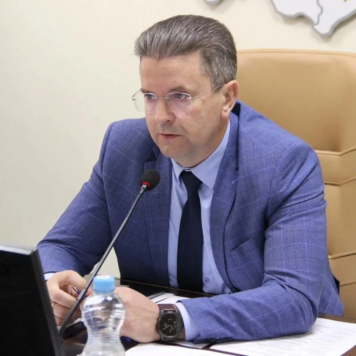 Назначение на пост замгубернатора по внутренней политике Белгородской области может перейти к председателю областной избирательной комиссии Игорю Лазареву; вопрос требует подтверждения.
