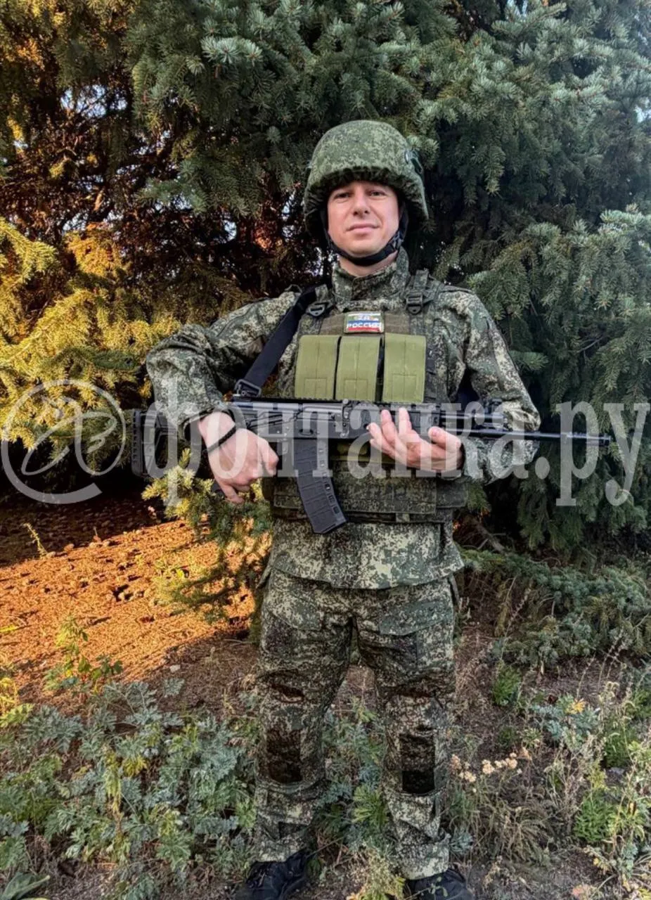 Бывший депутат Санкт‑Петербурга Михаил Романов подписал контракт с Минобороны для участия в СВО; после выборов ему предлагали работу в региональных органах власти, однако он предпочёл контракт с военным ведомством.