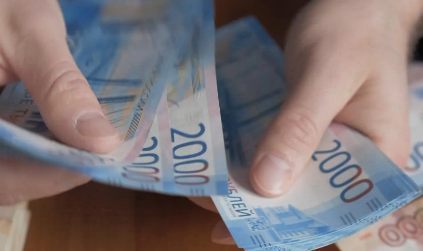 55-летняя бийчанка стала жертвой мошенников через чат-бот: ущерб достигает почти 900 тысяч рублей.